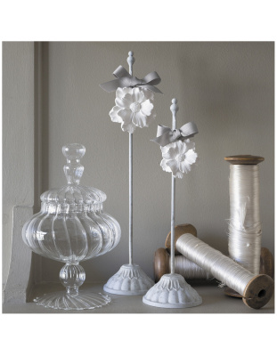 gray-spike-display-stand-for-scented-decorations-small-model_1