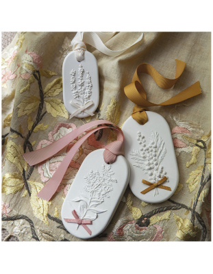 small-scented-decoration-mimosa-joli_1